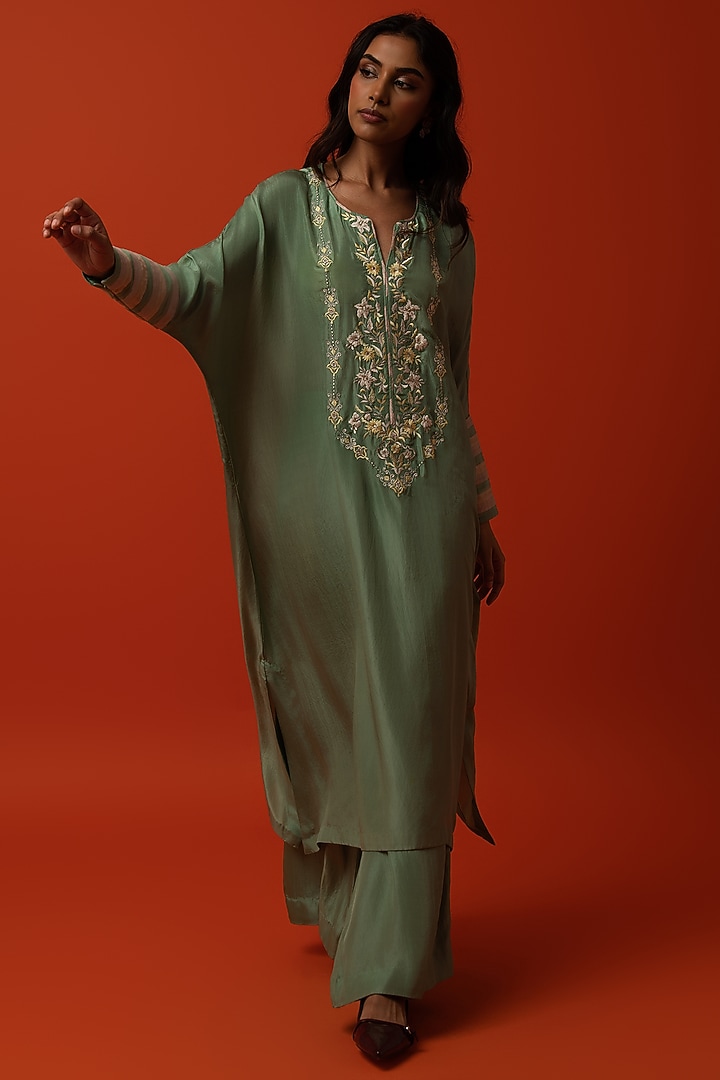 Aqua Green Silk Floral Thread Embroidered Kurta Set by BO TREE at Pernia's Pop Up Shop