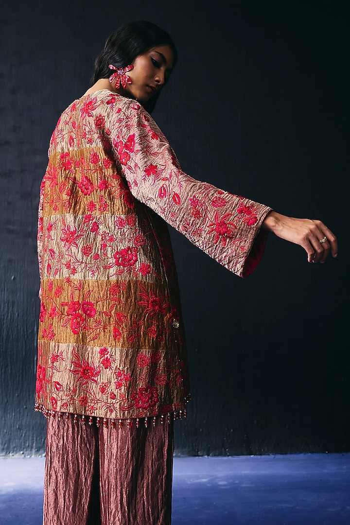 Gold Tissue Thread Embroidered Short Paneled Kurta Set by BO TREE at Pernia's Pop Up Shop