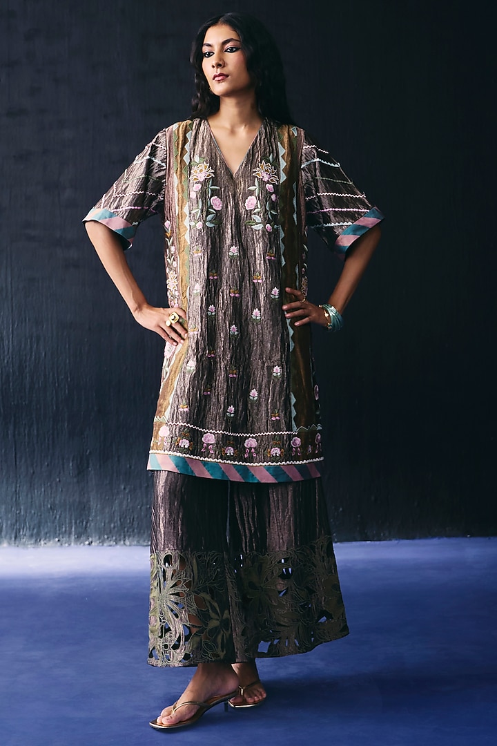 Multi-Colored Tissue Thread Embroidered Paneled Kurta Set by BO TREE at Pernia's Pop Up Shop
