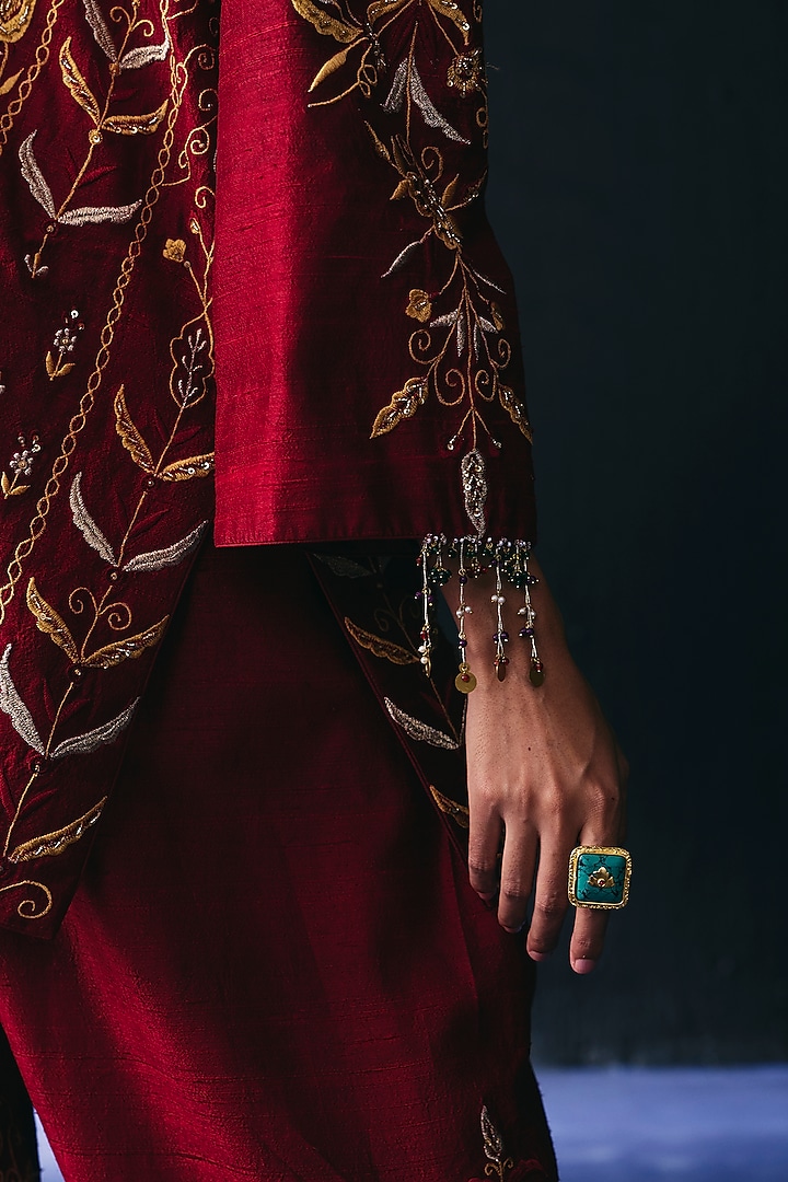 Maroon Raw Silk Embroidered Kurta Set by BO TREE at Pernia's Pop Up Shop