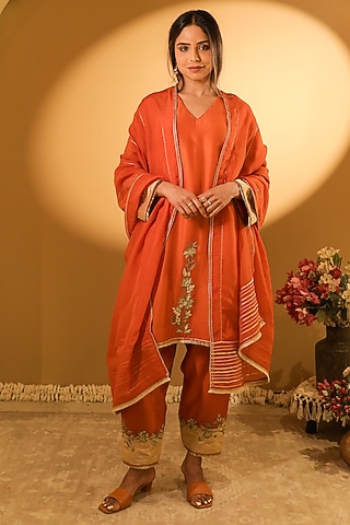 Rust Chanderi Thread Embroidered Kurta Set by BO TREE