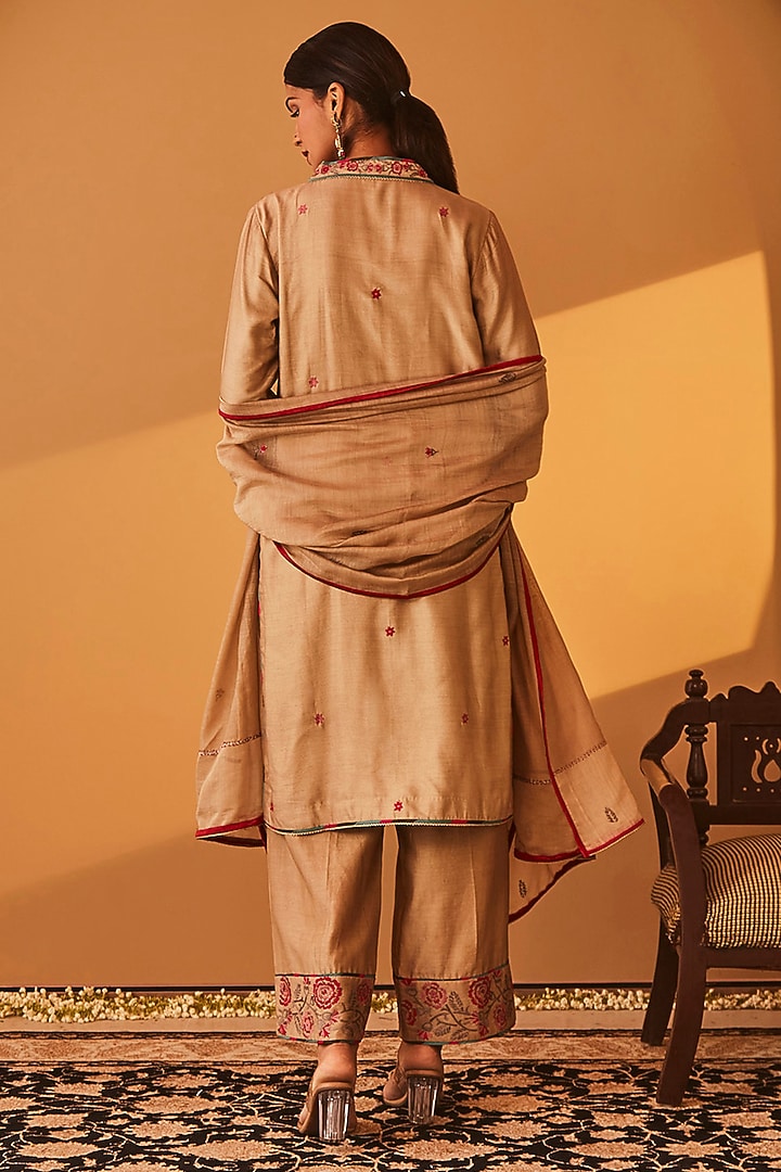 Beige Chanderi Embroidered Kurta Set by BO TREE at Pernia's Pop Up Shop