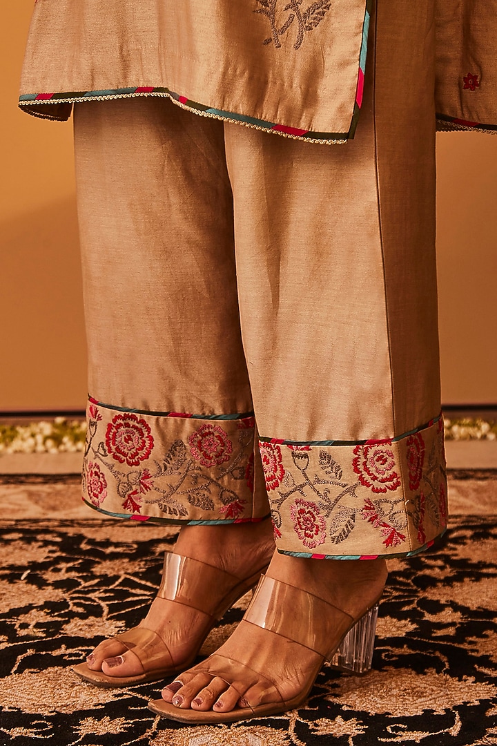 Beige Chanderi Embroidered Kurta Set by BO TREE at Pernia's Pop Up Shop