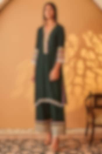 Green Satin Raw Silk Lace Embroidered Kurta Set by BO TREE at Pernia's Pop Up Shop