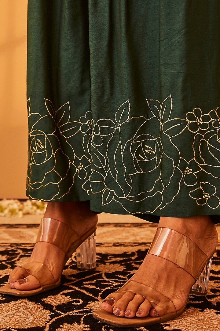 Green Chanderi Zari Embroidered Kurta Set by BO TREE at Pernia's Pop Up Shop