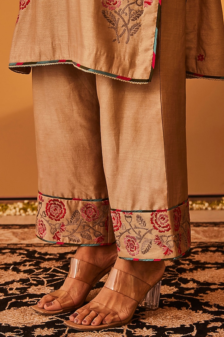 Beige Chanderi Embroidered Kurta Set by BO TREE at Pernia's Pop Up Shop