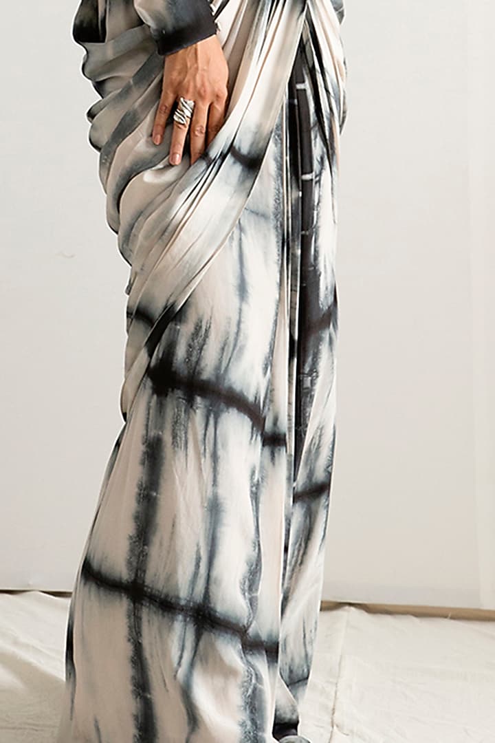 Blue & Cream Crepe Tie-Dyed Concept Party Wear Saree Set by Bohame at Pernia's Pop Up Shop