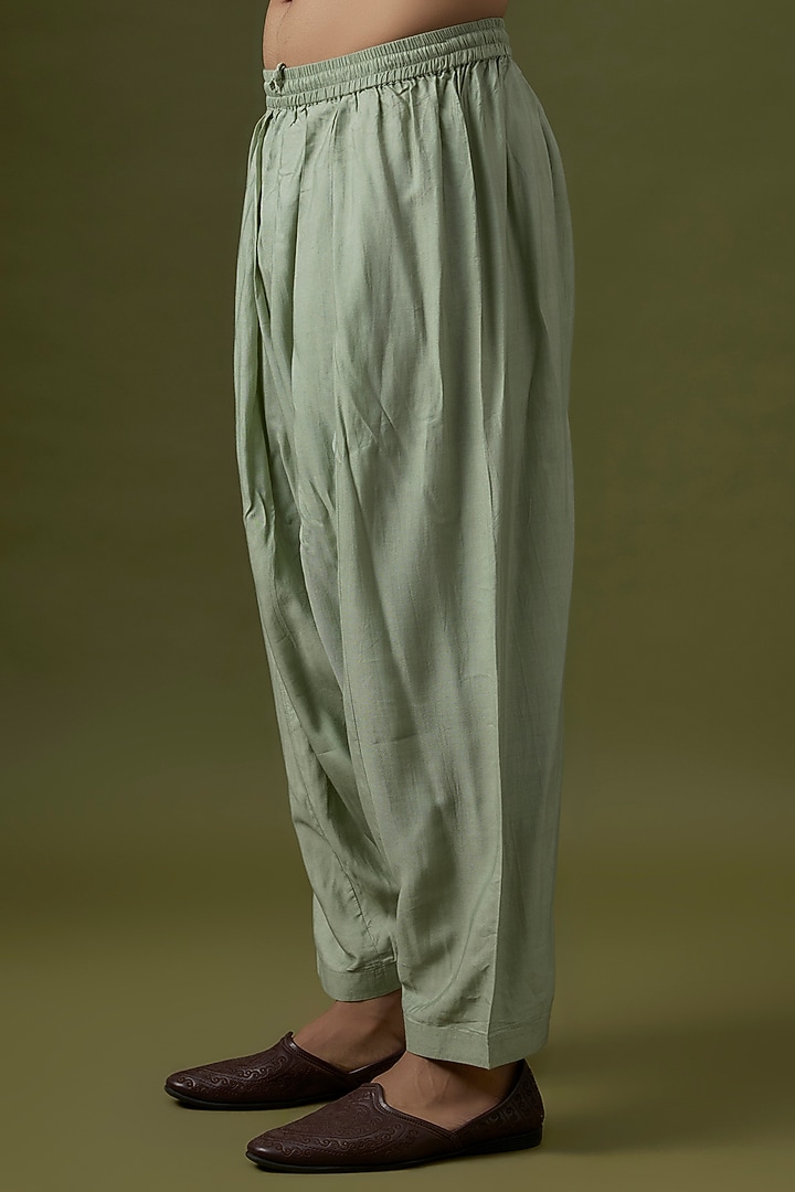 Pastel Green Chikankari Embroidered Kurta Set by Bohame Men at Pernia's Pop Up Shop