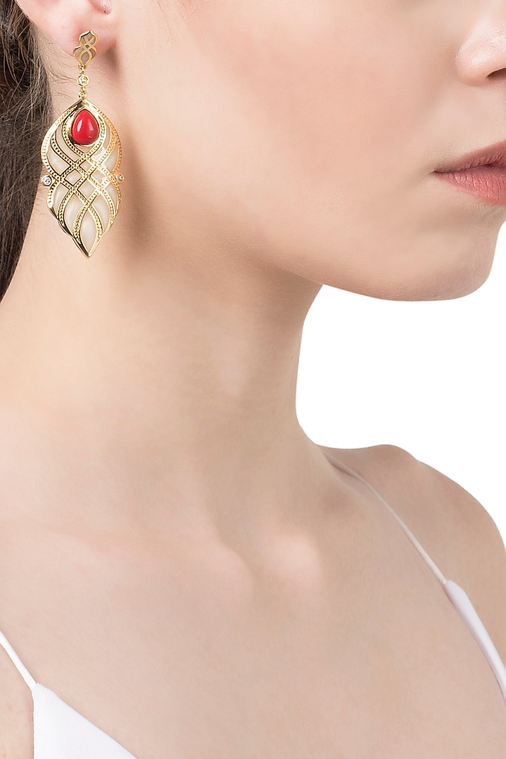 White and Red Curve Lines Earrings by The Bohemian