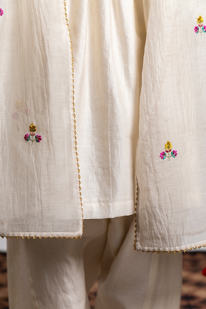 Ivory Chanderi Silk Kurta Set For Girls by Boteh at Pernia's Pop Up Shop