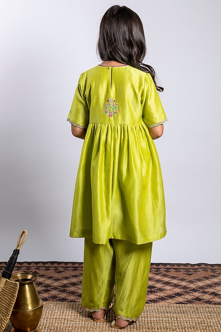 Green Chanderi Silk Kurta Set For Girls by Boteh at Pernia's Pop Up Shop