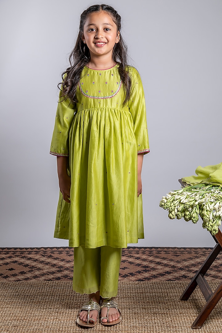 Green Chanderi Silk Embroidered Kurta Set For Girls by Boteh