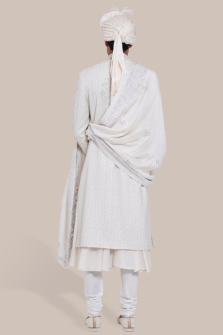 Off-White Georgette Silk Floral Embroidered Groom Sherwani Set by BRAHAAN at Pernia's Pop Up Shop