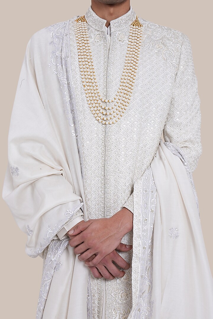 Off-White Georgette Silk Floral Embroidered Groom Sherwani Set by BRAHAAN at Pernia's Pop Up Shop