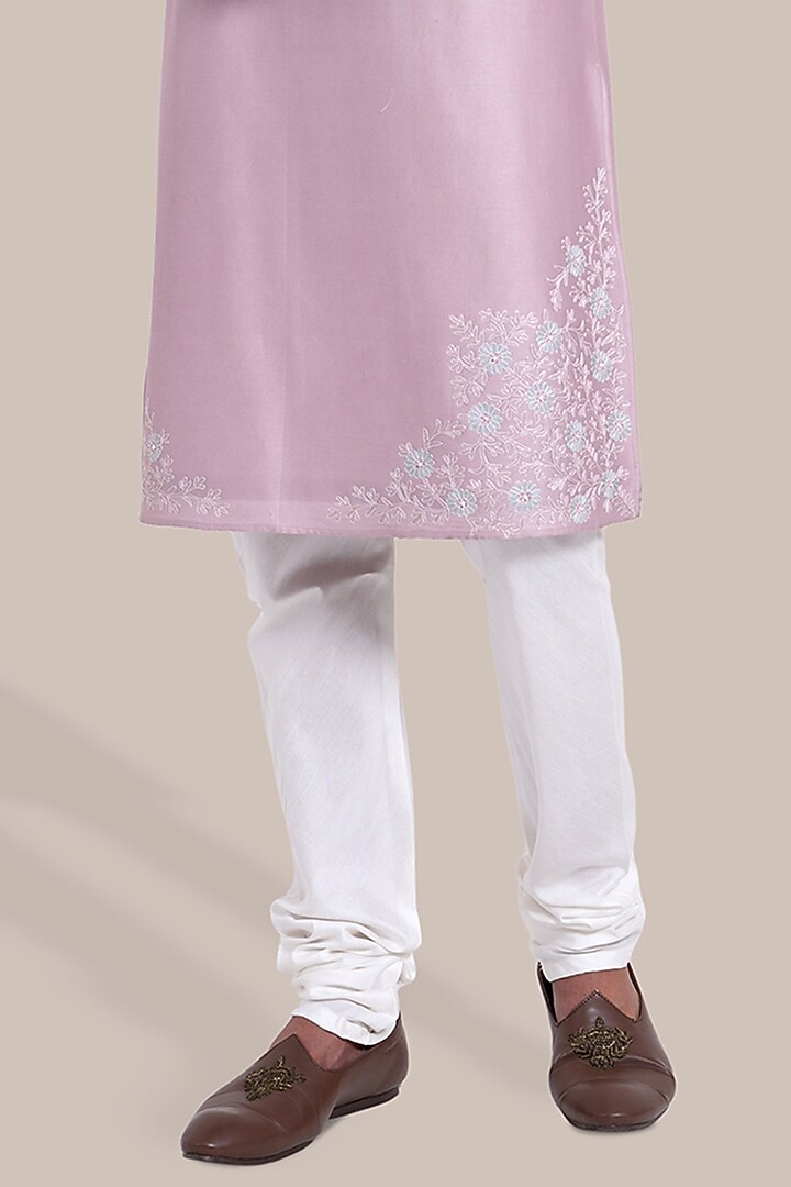 Pink Chanderi Silk Thread Embroidered Kurta Set by BRAHAAN at Pernia's Pop Up Shop