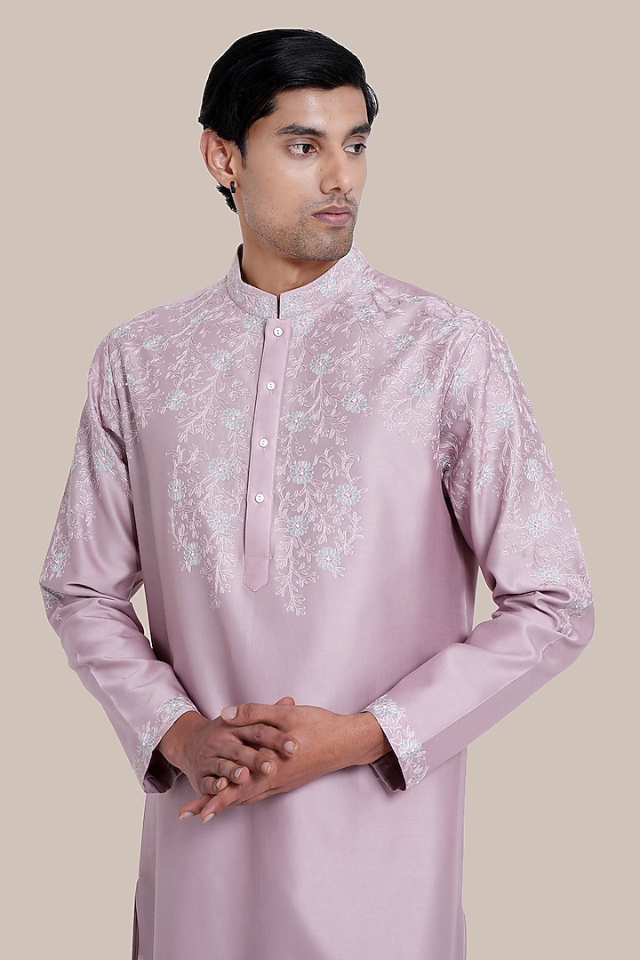 Pink Chanderi Silk Thread Embroidered Kurta Set by BRAHAAN at Pernia's Pop Up Shop