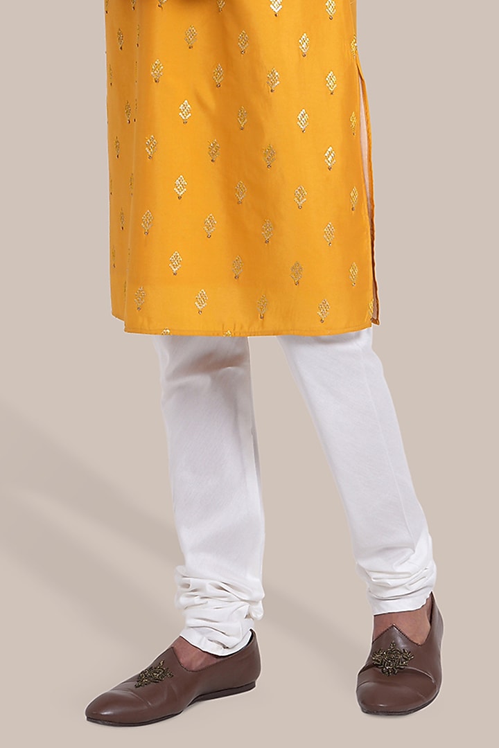 Yellow Chanderi Silk Thread Embroidered Kurta Set by BRAHAAN at Pernia's Pop Up Shop