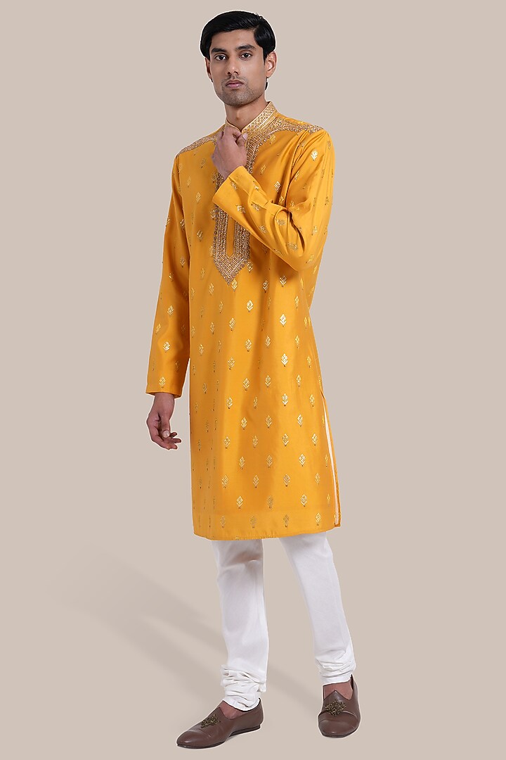Yellow Chanderi Silk Thread Embroidered Kurta Set by BRAHAAN at Pernia's Pop Up Shop