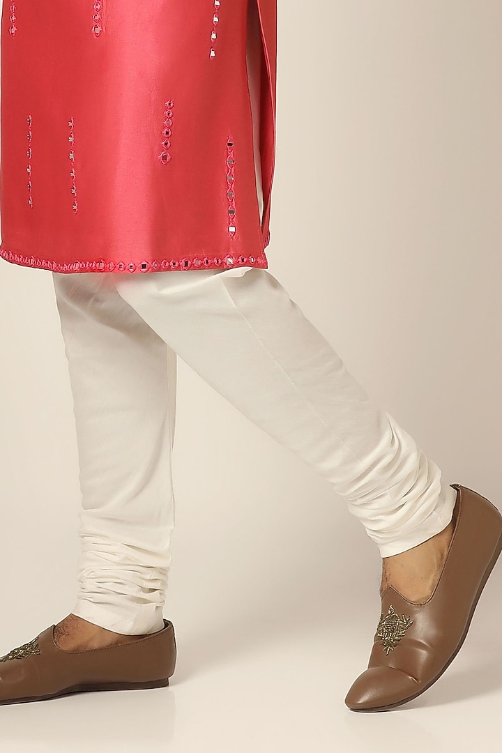 Peach Chanderi Silk Mirror Embroidered Kurta Set by BRAHAAN at Pernia's Pop Up Shop