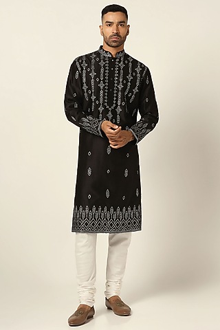 Black Chanderi Silk Thread Embroidered Kurta Set by BRAHAAN
