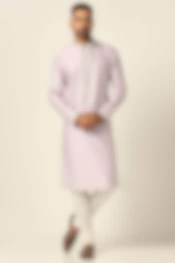 Lilac Chanderi Silk Thread Embroidered Kurta Set by BRAHAAN at Pernia's Pop Up Shop