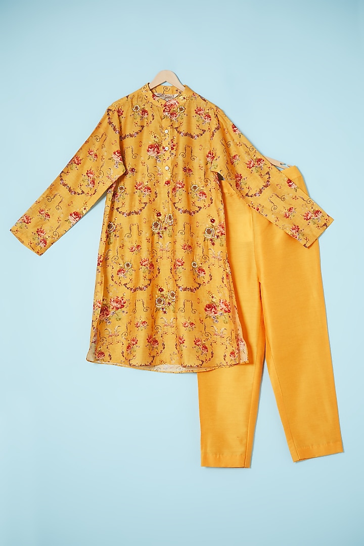 Yellow Chanderi Printed & Embroidered Kurta For Boys by Brat N Pret