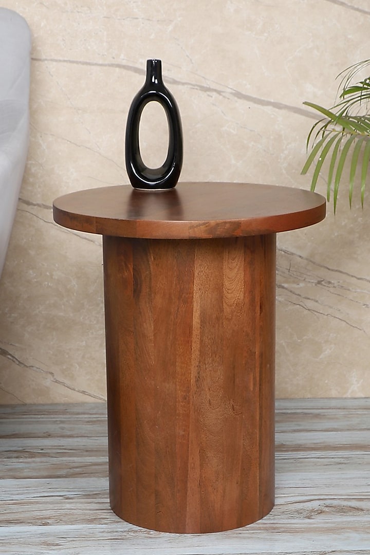 Brown Mango Wood Premium Handcrafted Round Twisted Accent Table by Brick Brown