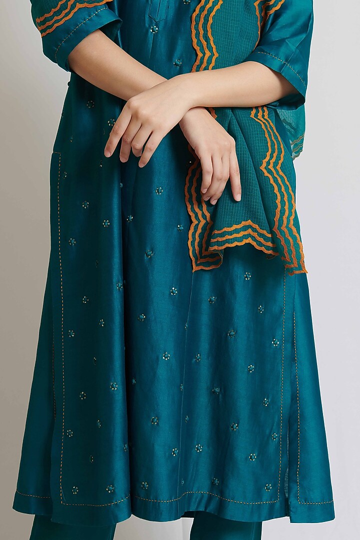 Peacock Green Chanderi Embroidered Long Kurta Set by BRIJ at Pernia's Pop Up Shop