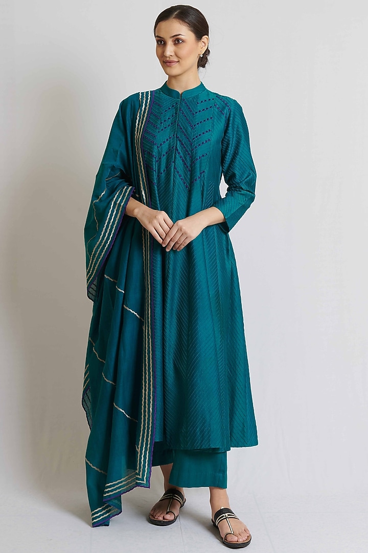 Peacock Green Chanderi Embroidered Long Kurta Set by BRIJ at Pernia's Pop Up Shop