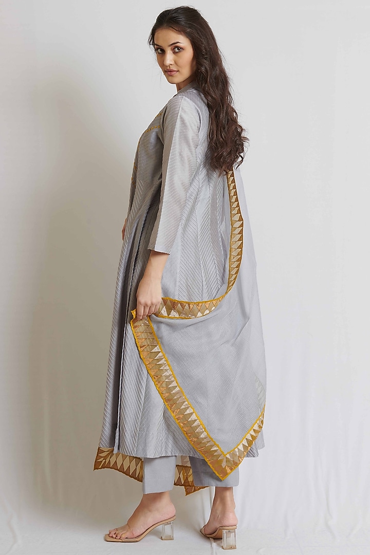 Grey Chanderi Embroidered Long Kurta Set by BRIJ at Pernia's Pop Up Shop