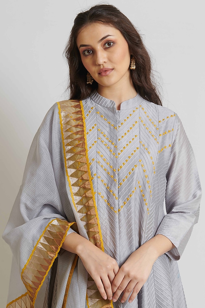 Grey Chanderi Embroidered Long Kurta Set by BRIJ at Pernia's Pop Up Shop