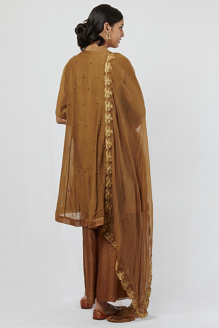 Gold Champagne Kora Chanderi Kurta Set by BRIJ at Pernia's Pop Up Shop