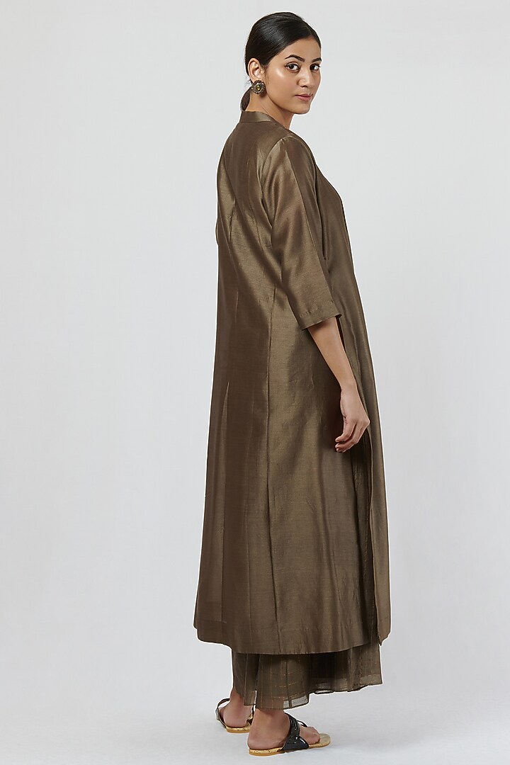 Warm Grey Chanderi High-Low Kurta Set by BRIJ at Pernia's Pop Up Shop