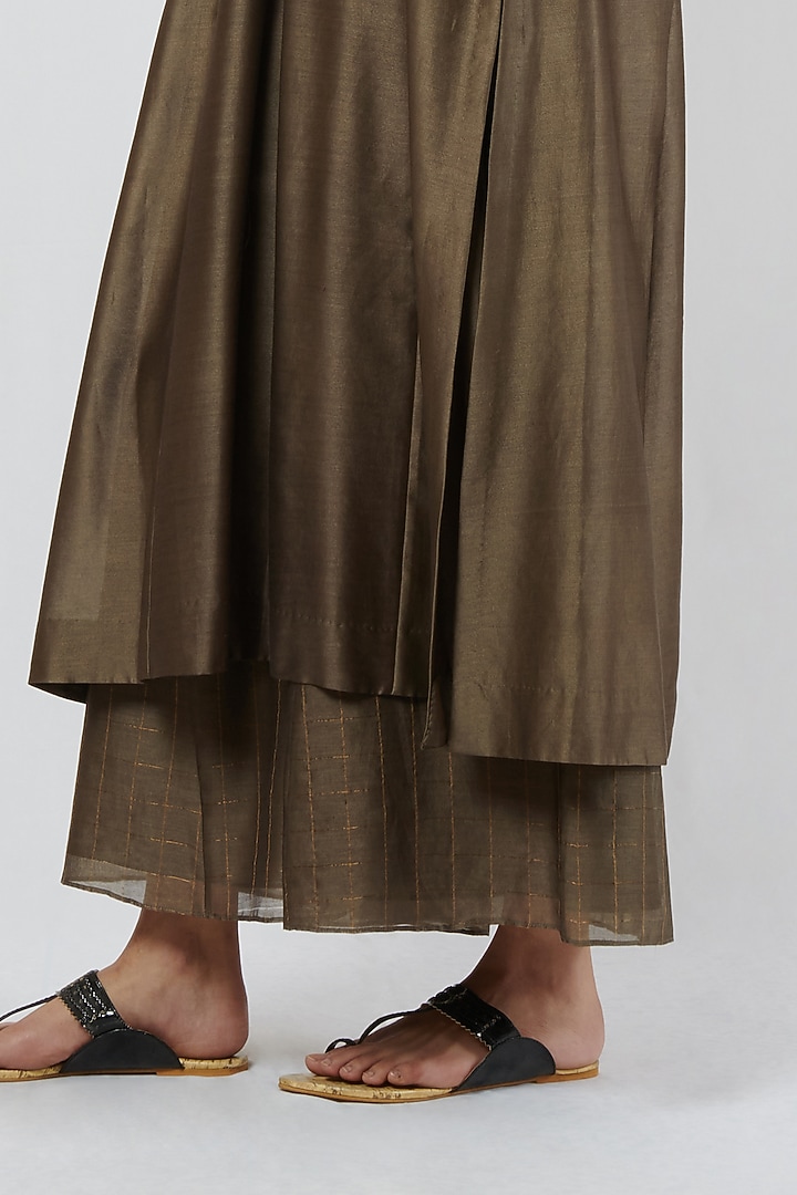 Warm Grey Chanderi High-Low Kurta Set by BRIJ at Pernia's Pop Up Shop