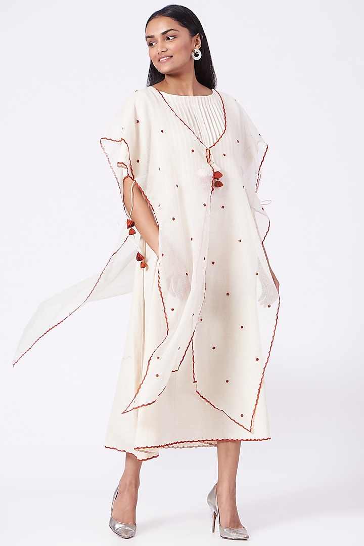 Ivory Hand Embroidered Kurta With Inner by BRIJ