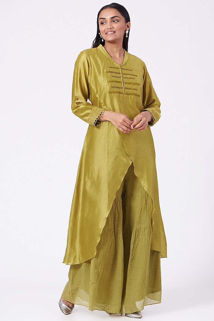 Fluorescent Lime Hand Embroidered Kurta Set by BRIJ