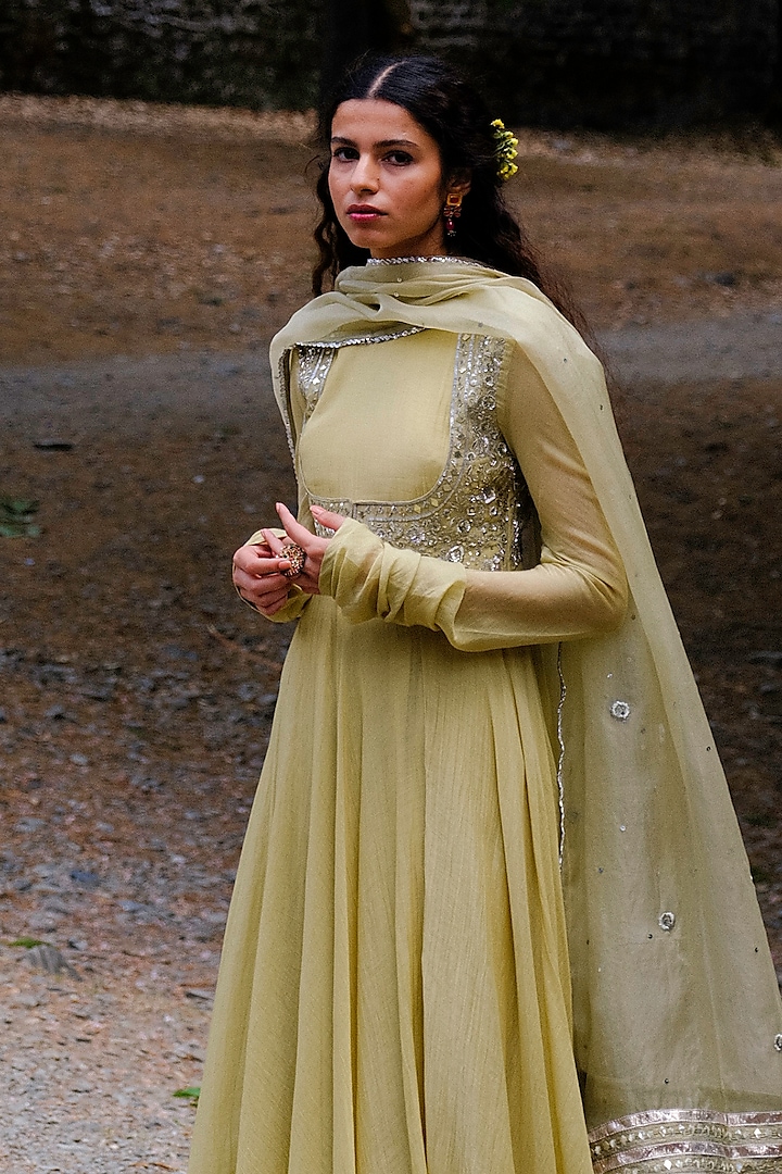 Green Silk Chanderi Zardosi Embellished Kalidar Wedding Anarkali Set by Bruhi pant at Pernia's Pop Up Shop
