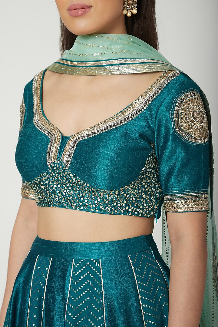 Emerald Green Zardosi Embroidered Wedding Lehenga Set by Breathe By Aakanksha Singh at Pernia's Pop Up Shop
