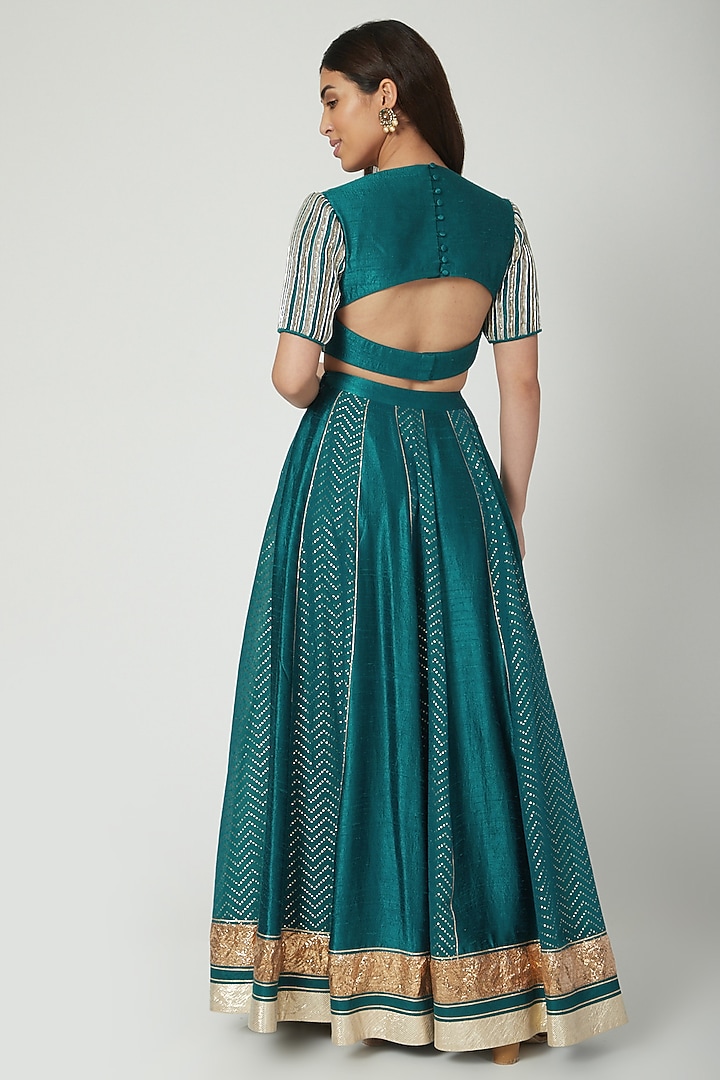 Emerald Green Embroidered Wedding Lehenga Set by Breathe By Aakanksha Singh at Pernia's Pop Up Shop