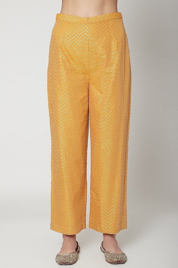 Yellow Embroidered Kurta Set by Breathe By Aakanksha Singh at Pernia's Pop Up Shop