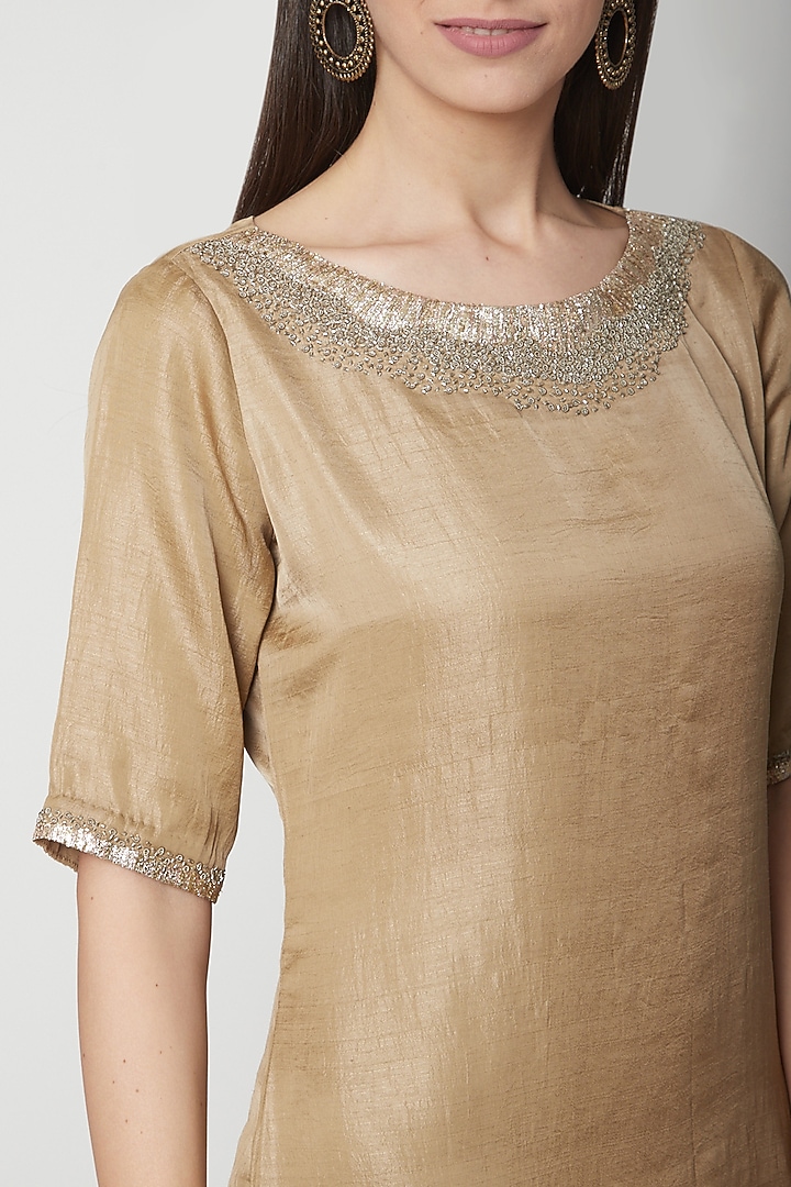 Dark Beige Embroidered Kurta With Pants by Breathe By Aakanksha Singh at Pernia's Pop Up Shop