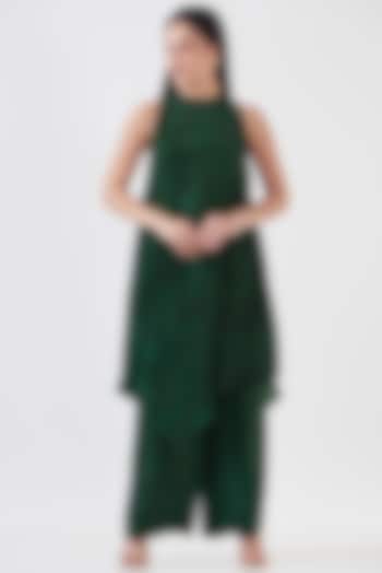 Grass Green Upada Silk Printed Tunic Set by Breathe By Aakanksha Singh at Pernia's Pop Up Shop