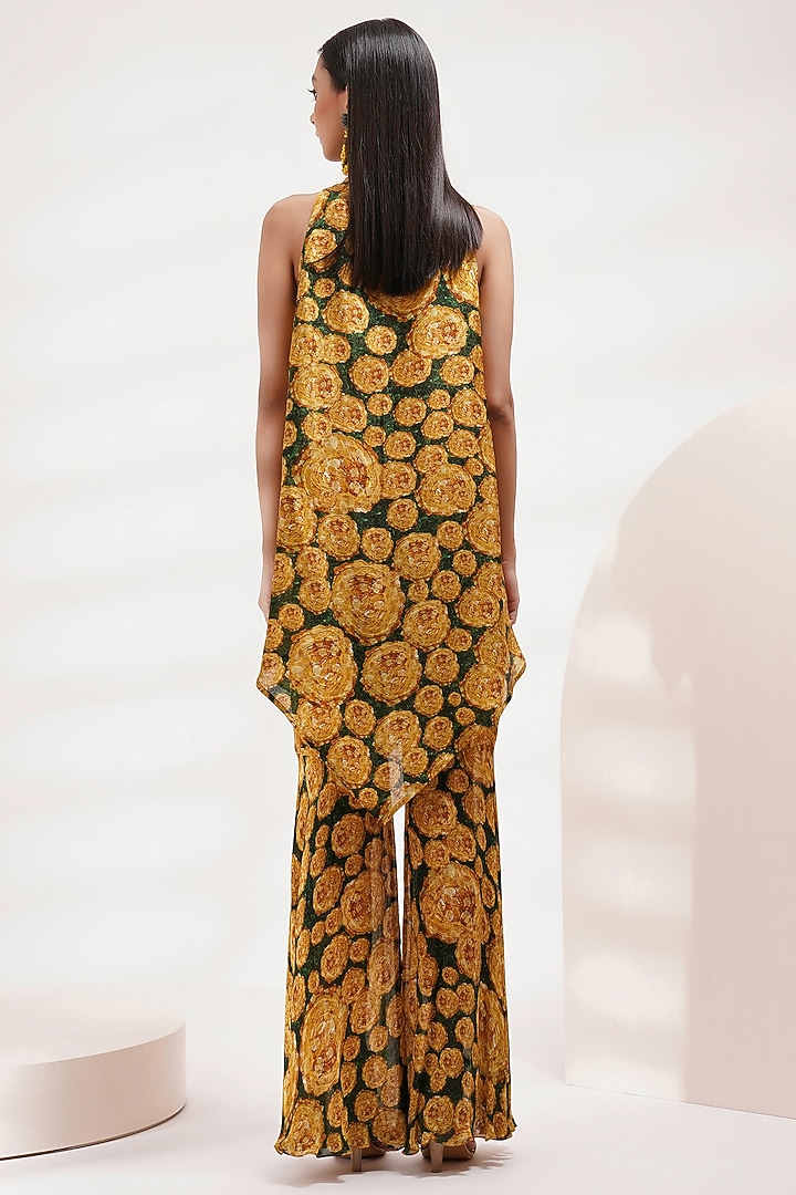 Mustard-Green Upada Silk & Chinon Hand-Painted Co-Ord Set by Breathe By Aakanksha Singh at Pernia's Pop Up Shop