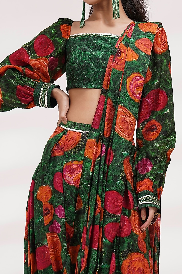 Green-Red Upada Silk & Cotton Voile Dhoti Wedding Saree Set by Breathe By Aakanksha Singh at Pernia's Pop Up Shop