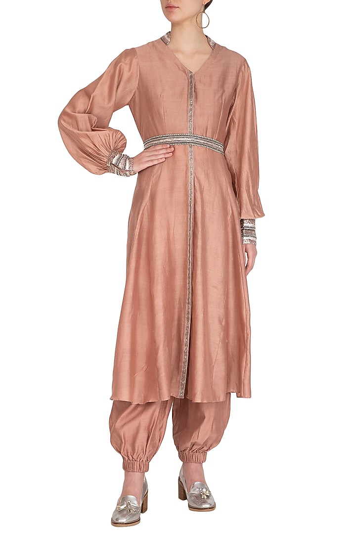Rusty Peach Embroidered Kurta With Jumper Pants, Crop Top & Belt by Breathe By Aakanksha Singh at Pernia's Pop Up Shop
