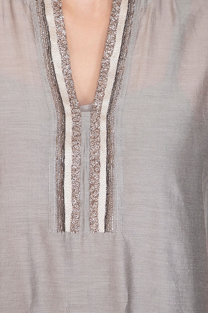 Grey Embroidered High Low Kurta With Cigarette Pants by Breathe By Aakanksha Singh at Pernia's Pop Up Shop