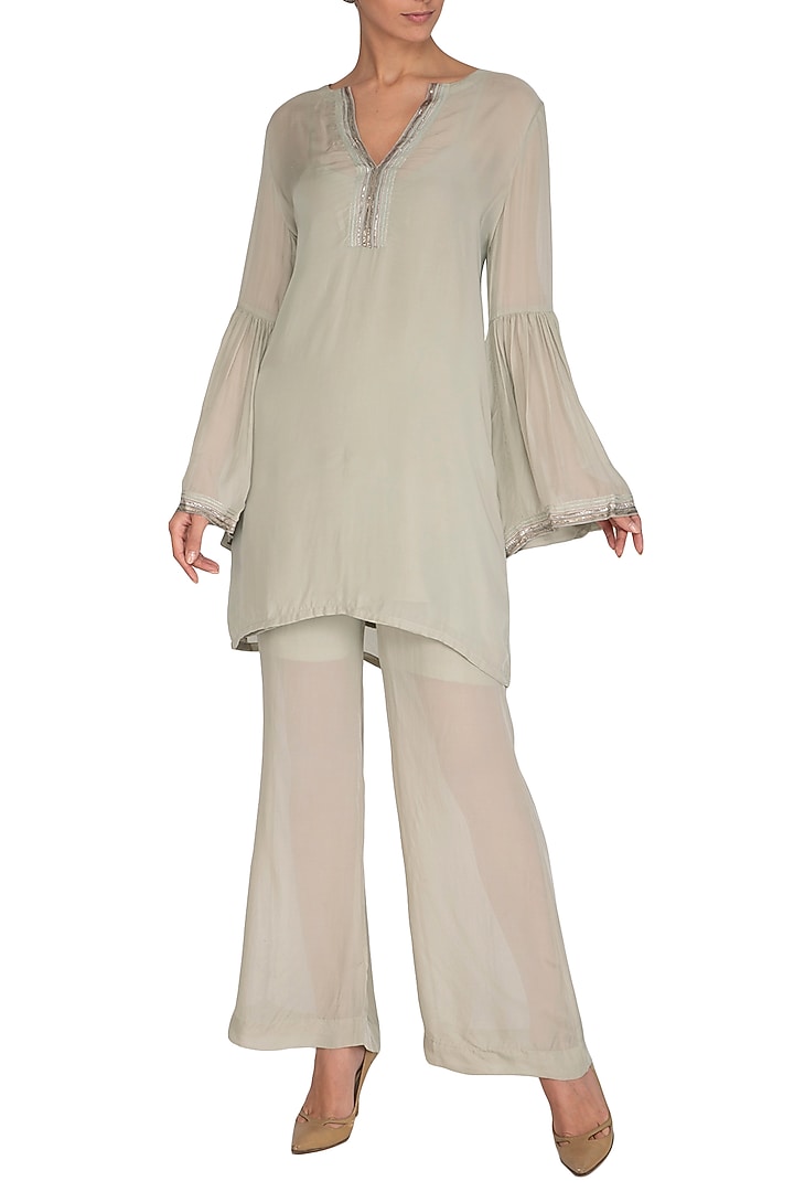 Sage Green Embellished Kurta With Pants by Breathe By Aakanksha Singh at Pernia's Pop Up Shop