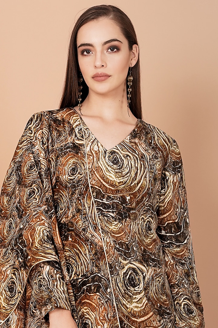 Brown Hand Painted Kurta Set by Breathe By Aakanksha Singh at Pernia's Pop Up Shop