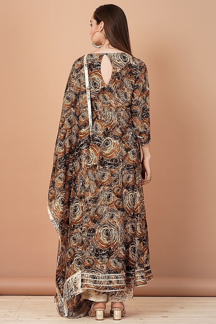 Brow Hand Painted Kalidar Kurta Set by Breathe By Aakanksha Singh at Pernia's Pop Up Shop