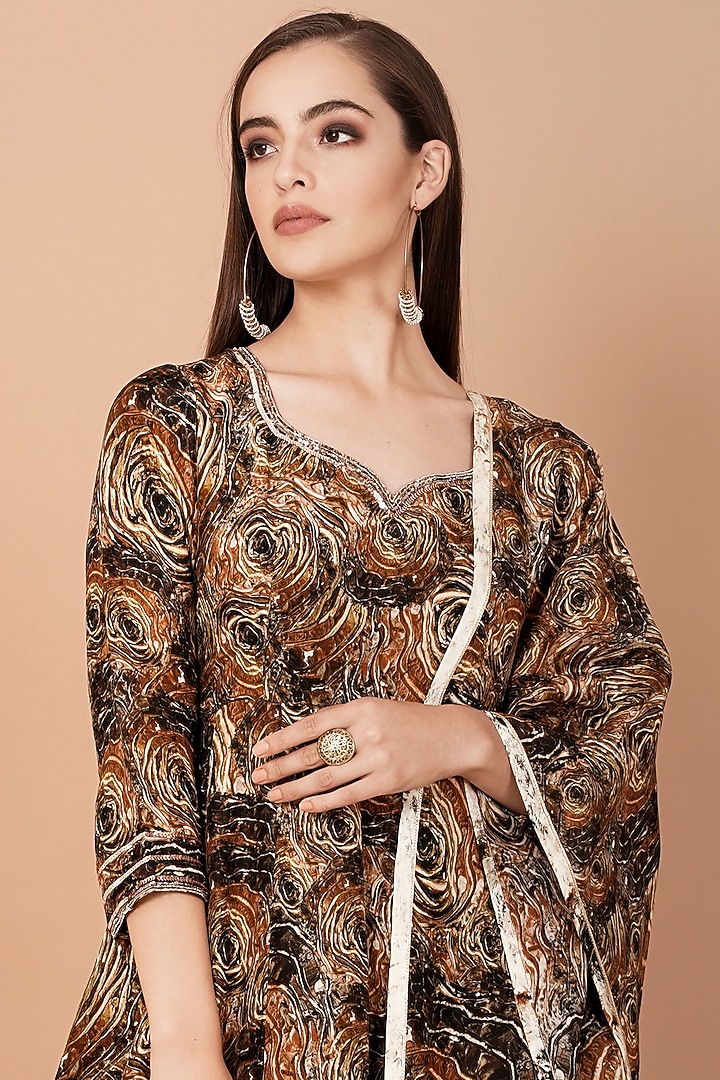 Brow Hand Painted Kalidar Kurta Set by Breathe By Aakanksha Singh at Pernia's Pop Up Shop